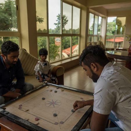 فندق Bota Royal Kushālnagar المظهر الخارجي الصورة